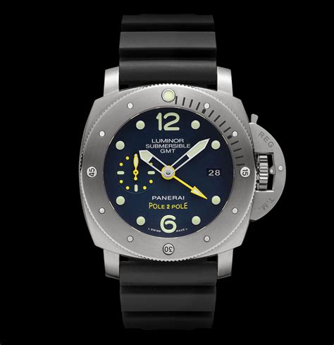 officine panerai luminor submersible|panerai submersible 42mm price.